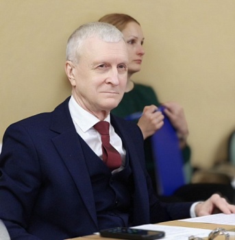 Профессор Юрий Иерусалимский представил доклад на конференции «Российская культура и новые смыслы»