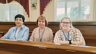 Декан факультета филологии и коммуникации Марина Шаманова и аспирант Валерия Земцова выступили на Международном симпозиуме по психолингвистике и теории коммуникации «Теория речевой деятельности - новая парадигма в науке о языке» в Воронеже