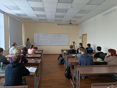 РНОМЦ «Центр интегрируемых систем» совместно с математическим факультетом ЯрГУ провели Школу по современным разделам математики, физики и программирования