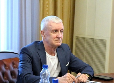 Выступления руководителей ОМЦ и Центра по сохранению и укреплению традиционных российских духовно-нравственных ценностей ЯрГУ на круглом столе в Правительстве Ярославской области