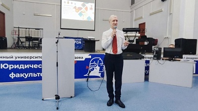 Эксперт ОМЦ, профессор ЯрГУ Юрий Иерусалимский принял участие в «Добрых встречах»