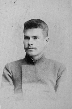 Демидовские выпускники: интересное об известных. Максим Богданович