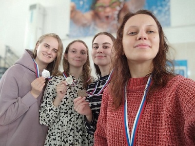 Команда ЯрГУ заняла третье место на региональных студенческих соревнованиях по плаванию